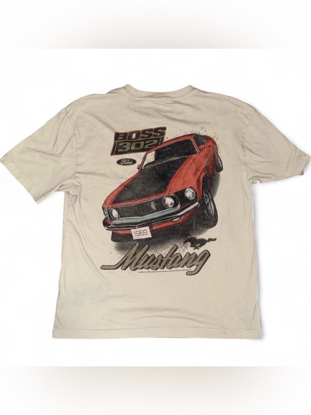 Hollister Men’s Tan Short Sleeve Tee with Red Mustang Graphic Boxy Fit Size XS
